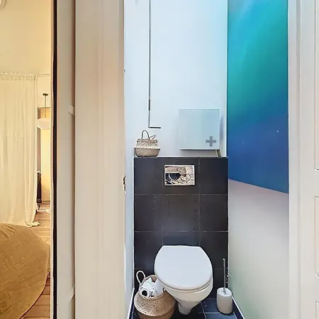 Beautiful 2-room In The Marais Appartement