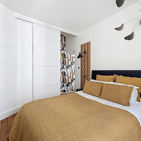 Beautiful 2-room In The Marais *